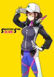 Rule 34 | 1girl, absurdres, alternate hairstyle, baseball cap, bodysuit, breasts, brown hair, cowboy shot, d.va (overwatch), dirty, dirty face, hand on own hip, hat, headphones, headphones around neck, highres, jacket, large breasts, low ponytail, overwatch, overwatch 1, pilot suit, ribbed bodysuit, shooting star d.va, solo, takumi chiho, yellow background, yellow eyes