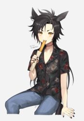 Rule 34 | 1girl, air shakur (umamusume), animal ears, arm support, bare arms, black choker, black hair, black nails, black shirt, choker, collared shirt, commentary request, denim, ear piercing, eyebrow piercing, feet out of frame, floral print, food, grey background, hand up, holding, holding food, horse ears, horse girl, horse tail, jeans, long hair, looking at viewer, nail polish, open mouth, pants, piercing, print shirt, shirt, short sleeves, simple background, sitting, solo, tail, tan (inka), teeth, translation request, umamusume, upper teeth only, yellow eyes