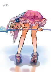 Rule 34 | 1girl, absurdres, bent over, bow, expressionless, fox mask, hata no kokoro, highres, long hair, long sleeves, looking at viewer, looking back, mask, mouth mask, myero, naginata, oni mask, pink eyes, pink hair, polearm, reflective floor, shirt, signature, simple background, skirt, solo, touhou, very long hair, weapon, white background, wide sleeves