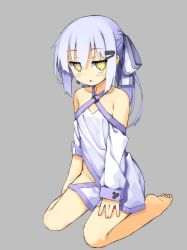 Rule 34 | 1girl, bad id, bad twitter id, bow, dress, female focus, grey background, hair bow, hassai, highres, hip vent, kneeling, no panties, original, ponytail, simple background, solo, yellow eyes