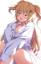 Rule 34 | 1girl, absurdres, akai haato, blonde hair, blue eyes, blush, breasts, cleavage, eyepatch, hair ornament, hairclip, highres, hololive, long hair, long sleeves, looking at viewer, medium breasts, open mouth, shirt, simple background, sleeves past fingers, sleeves past wrists, smile, solo, t4n4k4 no yosei, virtual youtuber, white shirt, x hair ornament