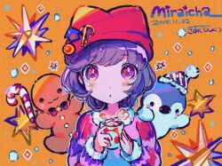 Rule 34 | 1girl, :o, beanie, bird, candy, candy cane, commentary request, cup, dated, food, gingerbread man, hands up, hat, highres, holding, holding cup, kiato, long sleeves, looking at viewer, mug, orange background, original, penguin, pink sweater, pom pom (clothes), purple eyes, purple hair, red hat, short hair, signature, solo, sparkle, straight-on, sweater, upper body, yunomi (musician)