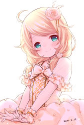 Rule 34 | 1girl, ahoge, aqua eyes, backlighting, blonde hair, blush, bow, c:, child, closed mouth, dated, dot nose, dress, dress bow, feather hair ornament, feathers, flower, frilled cuffs, frilled sleeves, frills, from side, gem, hair flower, hair ornament, hair over shoulder, head tilt, highres, idolmaster, idolmaster cinderella girls, jewelry, lace trim, light particles, long hair, looking at viewer, looking to the side, low twintails, necklace, open hands, pearl (gemstone), pearl necklace, pink flower, short sleeves, simple background, smile, solo, swept bangs, tareme, twintails, uchino maiko, upper body, white background, white bow, white dress, white feathers, wrist cuffs, yusa kozue