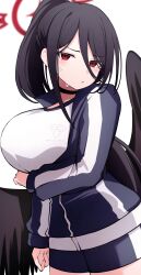 Rule 34 | 1girl, black choker, black hair, black shorts, black wings, blue archive, blush, breasts, choker, closed mouth, cowboy shot, feathered wings, gym shirt, gym uniform, halo, hasumi (blue archive), hasumi (track) (blue archive), highres, huge breasts, jacket, large breasts, long hair, long sleeves, looking at viewer, mole, mole under eye, official alternate costume, red eyes, red halo, shirt, shorts, simple background, solo, track jacket, white background, white shirt, wings, yun (kbdenz9)