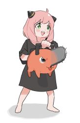 Rule 34 | 1girl, 1other, ahoge, animal, anya (spy x family), black shirt, brown eyes, chainsaw, chainsaw man, child, green eyes, hairpods, highres, holding, holding animal, holding weapon, medium hair, oversized clothes, oversized shirt, pink hair, pochita (chainsaw man), riki (riki unc), shirt, smile, spy x family, teeth, weapon