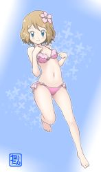 Rule 34 | 1girl, absurdres, barefoot, bikini, blue background, blue eyes, blush, breasts, brown hair, cameltoe, cleavage, flower, full body, hair flower, hair ornament, highres, leg up, looking at viewer, navel, pink bikini, pink flower, pokemon, pokemon (anime), serena (pokemon), short hair, small breasts, smile, solo, swimsuit, tax2rin