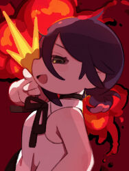 Rule 34 | 1girl, armpit crease, bare shoulders, black choker, black hair, black necktie, bolo tie, chainsaw man, choker, collared shirt, cowlick, explosion, from side, green eyes, hair between eyes, hand up, highres, long hair, looking at viewer, low ponytail, necktie, open mouth, profile, reze (chainsaw man), shirt, sidelocks, sideways mouth, sleeveless, sleeveless shirt, smile, solo, upper body, white shirt, yukino super