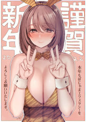 Rule 34 | 1girl, amane ruri, animal ears, bare arms, bare shoulders, blush, bow, bowtie, breasts, brown hair, cleavage, detached collar, double v, fake animal ears, hands up, highres, large breasts, leotard, looking at viewer, medium hair, original, playboy bunny, rabbit ears, smile, solo, translation request, upper body, v, wrist cuffs