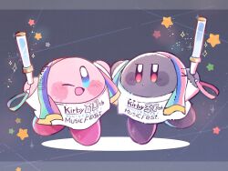 Rule 34 | ;d, arms up, blue eyes, blush, blush stickers, closed mouth, clothes writing, commentary request, glowstick, grey background, guarani (muku 6930), holding glowstick, jitome, kirby, kirby (series), kirby 30th anniversary music festival, looking at viewer, nintendo, no humans, one eye closed, open mouth, red eyes, shadow kirby, shirt, simple background, smile, sparkle, standing, standing on one leg, star (symbol), white shirt