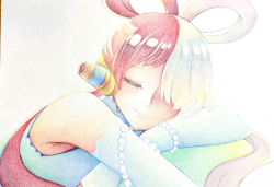 Rule 34 | 1girl, colored pencil (medium), elbow gloves, gloves, hair over one eye, hair rings, headphones, highres, jrrd, long hair, multicolored hair, one piece, one piece film: red, pillow, red hair, sleeping, sleeveless, smile, solo, split-color hair, traditional media, two-tone hair, upper body, uta (one piece), white background, white hair