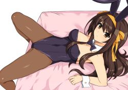 Rule 34 | animal ears, arm support, bed, bow, bowtie, brown eyes, brown hair, brown pantyhose, detached collar, fake animal ears, from side, haruhisky, leotard, looking at viewer, looking up, lying, on back, pantyhose, playboy bunny, rabbit ears, simple background, solo, spread legs, suzumiya haruhi, suzumiya haruhi no yuuutsu, white background, wrist cuffs
