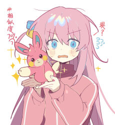 Rule 34 | 1girl, alternate color, blue eyes, bocchi the rock!, chinese commentary, chinese text, commentary request, creatures (company), crossover, cube hair ornament, game freak, gotoh hitori, hair between eyes, hair ornament, highres, huasha, jacket, long hair, nintendo, one side up, pawmo, pink hair, pink jacket, pokemon, pokemon (creature), shiny pokemon, simple background, sweatdrop, track jacket, translation request, two-tone fur, white background