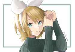 Rule 34 | 1girl, adjusting hair, aqua eyes, aqua sweater, binchou maguro, blonde hair, bow, commentary, earrings, hair bow, hair ornament, hairpin, hands up, jewelry, kagamine rin, looking at viewer, mouth hold, ribbed sweater, short hair, sideways glance, solo, sweater, turtleneck, turtleneck sweater, twitter username, upper body, vocaloid, white background, white bow