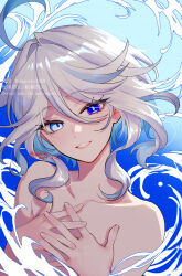 Rule 34 | 1girl, ahoge, blue eyes, commentary request, furina (genshin impact), genshin impact, grey hair, grin, highres, looking at viewer, nude, ojo aa, own hands together, short hair, smile, solo, upper body