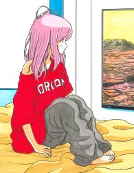 Rule 34 | 1980s (style), 1girl, absurdres, barefoot, canyon, clothes writing, full body, grey pants, highres, indoors, long hair, loose clothes, loose pants, loose shirt, marker (medium), messy hair, off shoulder, oldschool, original, pants, pink hair, profile, red shirt, retro artstyle, shirt, sidelocks, sitting, solo, take (orion transport), television, traditional media