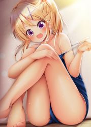 Rule 34 | 1girl, :d, bare arms, bare legs, bare shoulders, barefoot, blonde hair, blue one-piece swimsuit, blush, commentary request, competition school swimsuit, hair between eyes, hair ornament, hairclip, head tilt, highres, kin-iro mosaic, kujou karen, long hair, minato ojitan, one-piece swimsuit, open mouth, ponytail, pulled by self, purple eyes, school swimsuit, sidelocks, sitting, smile, solo, strap slip, swimsuit, wet, x hair ornament