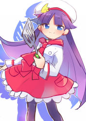 Rule 34 | 1girl, blue eyes, bow, chef, feli (puyopuyo), gothic lolita, hat, holding, lolita fashion, long hair, long sleeves, looking at viewer, pocket, purple hair, puyopuyo, red bow, red skirt, shirt, simple background, skirt, smile, white background, white headwear, white shirt, xox xxxxxx