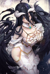 Rule 34 | 1girl, ahoge, albedo (overlord), bare shoulders, black hair, black wings, breasts, demon girl, demon horns, detached collar, dress, feathered wings, gloves, hair between eyes, highres, hip vent, horns, large breasts, long hair, low wings, open mouth, overlord (maruyama), smile, solo, untue, very long hair, white dress, white gloves, white horns, wings, yellow eyes