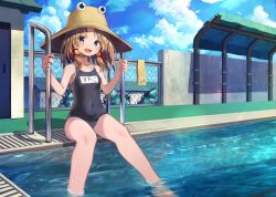 1girl absurdres bad_id bad_twitter_id black_one-piece_swimsuit blonde_hair blue_sky chain-link_fence cloud competition_school_swimsuit covered_navel day fence flat_chest full_body grey_eyes hat highres looking_at_viewer mamemochi medium_hair moriya_suwako name_tag one-piece_swimsuit outdoors pool pool_ladder poolside school_swimsuit short_hair sitting sky soaking_feet solo swimsuit touhou water