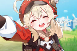 Rule 34 | 1girl, ^ ^, ahoge, bag, blonde hair, blue sky, blush, cabbie hat, closed eyes, day, dress, face, genshin impact, grass, happy, hat, klee (genshin impact), long sleeves, looking at viewer, open mouth, outdoors, pointy ears, red dress, red eyes, red hat, selfie, sky, smile, solo, the cold