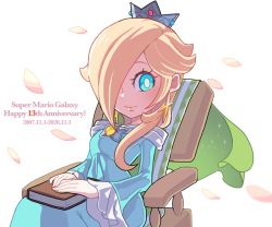 Rule 34 | 1girl, anniversary, blue eyes, book, book on lap, bright pupils, brooch, chair, crown, dress, hair over one eye, hoshikuzu pan, jewelry, long sleeves, mario (series), nintendo, petals, rocking chair, rosalina, sitting, smile, solo, super mario galaxy, white background, white pupils