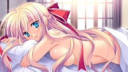 Rule 34 | 1girl, bed, bed sheet, blonde hair, blue eyes, breast press, breasts, game cg, gigai no alruna, hair ribbon, large breasts, long hair, looking at viewer, lying, nude, on stomach, pillow, ribbon, smile, solo, sunlight, window, yamamoto kazue