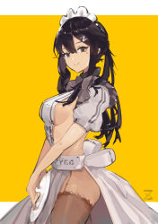 Rule 34 | 1girl, absurdres, apron, ass, black hair, black thighhighs, breasts, closed mouth, commentary request, copyright request, detached sleeves, from side, garter straps, hair between eyes, highres, holding, holding tray, long hair, maid, maid headdress, medium breasts, mole, mole under eye, naked apron, red eyes, short sleeves, sideboob, smile, solo, thighhighs, tray, white apron, yellow background, zygocactus