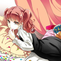 Rule 34 | 10s, 1girl, bad id, bad pixiv id, bed sheet, box, candy, curtains, dress, food, frilled pillow, frills, holding, inu x boku ss, kishichi, lying, on stomach, pillow, pink eyes, pink hair, roromiya karuta, solo, twintails