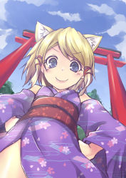 Rule 34 | &gt;:), 1girl, alternate costume, animal ears, bad id, bad pixiv id, blonde hair, blue eyes, blue sky, blush, cat ears, cat girl, cherry blossoms, cloud, day, detached sleeves, female focus, floral print, flower, from below, furisode, hair ribbon, hands on own hips, japanese clothes, kemonomimi mode, kimono, looking down, moriya suwako, new year, obi, oukawa yuu, ribbon, sash, short hair, sky, smile, solo, torii, touhou, v-shaped eyebrows