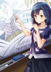 Rule 34 | 1girl, blue hair, blush, drawing (object), eraser, idolmaster, idolmaster million live!, idolmaster million live! theater days, kisuke1212, looking at viewer, marker, nanao yuriko, pointing, short hair, smile, solo, translation request, whiteboard, yellow eyes