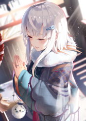 Rule 34 | 1girl, bad id, bad pixiv id, blue kimono, blurry, blurry background, blush, commentary, day, depth of field, fur collar, hair ornament, hairclip, happi, highres, japanese clothes, jewelry, kimono, long sleeves, open clothes, original, outdoors, own hands together, parted lips, pouch, praying, print kimono, ring, rope, short hair with long locks, shrine, sidelocks, smile, snowflake print, solo, sunlight, symbol-only commentary, upper body, white hair, wide sleeves, yukiyama momo