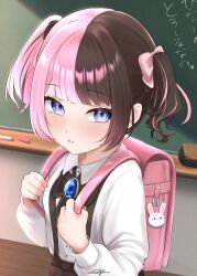 Rule 34 | 1girl, absurdres, aged down, backpack, bag, black bow, black bowtie, black skirt, blue eyes, blush, bow, bowtie, brown bow, brown hair, chalk, chalkboard, classroom, collared shirt, eraser, hair bow, highres, indoors, long sleeves, looking at viewer, multicolored hair, pink bag, pink bow, pink hair, prsdubstep, rabbit charm, shirt, short hair, short twintails, skirt, solo, split-color hair, suspender skirt, suspenders, tachibana hinano (vtuber), twintails, two-tone hair, virtual youtuber, vspo!, white shirt, wing collar