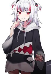 Rule 34 | 1girl, blush, collarbone, fingernails, fish bone, gawr gura, gawr gura (1st costume), grey hair, highres, hololive, hololive english, hood, hood down, hoodie, light blush, long fingernails, long hair, long sleeves, multicolored hair, pouch, red eyes, red hair, reflect (gawr gura), simple background, smile, solo, streaked hair, tail, teeth, twintails, tyazakura sayu, virtual youtuber, white background, wide sleeves