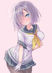 1girl absurdres black_pantyhose blue_eyes blush breasts gloves gradient_background grey_hair grey_sailor_collar grey_skirt hair_ornament hair_over_one_eye hairclip hamakaze_(kancolle) highres hizaka kantai_collection large_breasts looking_at_viewer neckerchief pantyhose pink_background pleated_skirt sailor_collar school_uniform serafuku short_hair short_sleeves simple_background skirt solo white_gloves