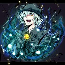 Rule 34 | 1boy, cape, collared shirt, colored eyelashes, edmond dantes (fate), electricity, fate/grand order, fate (series), fedora, grey background, grey cape, grey hair, hair over one eye, hat, jewelry, letterboxed, male focus, pendant, shinonome kia, shirt, short hair, signature, solo, teeth, wavy hair, yellow eyes