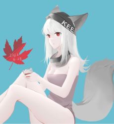 Rule 34 | 1girl, animal ears, arknights, beanie, blue background, cuo cuo yu lian, cup, dated, ears through headwear, feet up, fox ears, fox girl, fox tail, frostleaf (arknights), grey shirt, hat, holding, holding cup, knees up, leaf, long hair, maple leaf, red eyes, shirt, simple background, sitting, solo, strapless, strapless shirt, tail, thighs, white hair