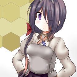 Rule 34 | 1girl, ariake (kancolle), armor, black hair, breastplate, commentary request, cosplay, dress shirt, flag print, gradient hair, grey shirt, hair over one eye, hair over shoulder, hands on own hips, helena (kancolle), helena (kancolle) (cosplay), honeycomb (pattern), honeycomb background, kantai collection, long hair, long sleeves, military, military uniform, multicolored hair, neck ribbon, one eye closed, ouno (nounai disintegration), purple eyes, ribbon, shirt, solo, uniform, upper body
