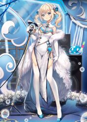 1girl absurdres alternate_costume barbara_(genshin_impact) bare_shoulders blonde_hair blue_eyes blue_footwear breasts bubble chinese_commentary cleavage clothing_cutout collar commentary dress elbow_gloves feather_boa flower full_body genshin_impact gloves hair_flower hair_ornament high_heels highres holding holding_microphone hydro_symbol_(genshin_impact) microphone see-through side_cutout smile sola_(sola04) solo speaker thighhighs twintails vision_(genshin_impact) white_collar white_dress white_gloves white_thighhighs