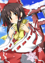 Rule 34 | 1girl, bad id, bad pixiv id, blue sky, bow, breath, brown eyes, brown hair, day, detached sleeves, female focus, hakurei reimu, itamochi, japanese clothes, miko, perfect cherry blossom, scarf, short hair, sky, snow, snowflakes, snowing, solo, torii, touhou