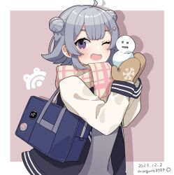 Rule 34 | 1girl, ahoge, bag, binchou maguro, black jacket, blazer, border, brown mittens, cevio, commentary, dated, double bun, drop shadow, flipped hair, grey hair, grey sweater, hair bun, hair ornament, hairclip, hands up, highres, holding snowman, jacket, koharu rikka, long sleeves, looking at viewer, mini snowman, mittens, multicolored clothes, multicolored jacket, one eye closed, open clothes, open jacket, outside border, pink background, pink scarf, plaid, plaid scarf, purple eyes, scarf, school bag, school uniform, short hair, shoulder bag, sidelocks, simple background, solo, sweater, symbol-only commentary, synthesizer v, twitter username, two-tone jacket, two-tone scarf, upper body, white border, white sleeves, yellow scarf