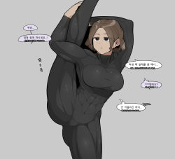 Rule 34 | 1girl, abs, absurdres, bodysuit, breasts, brown eyes, brown hair, eyes visible through hair, geumgang (odd snail), grey background, highres, korean commentary, korean text, leg up, long sleeves, medium breasts, muscular, muscular female, oddsnail, open mouth, original, short hair, simple background, skin tight, solo, speech bubble, split, spread legs, standing, standing on one leg, standing split, translation request