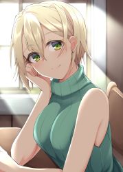 Rule 34 | 1girl, absurdres, bare arms, bare shoulders, blonde hair, blurry, blurry background, breasts, chair, closed mouth, commentary request, day, depth of field, earrings, green eyes, green sweater, hair between eyes, hand up, highres, indoors, jewelry, kuzukiri (riezenagel), looking at viewer, medium breasts, on chair, original, ribbed sweater, sleeveless, sleeveless turtleneck, smile, solo, stud earrings, sunlight, sweater, table, turtleneck, turtleneck sweater, upper body, window
