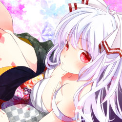 Rule 34 | 1girl, alternate costume, blush, bow, breasts, close-up, female focus, fujiwara no mokou, hair bow, highres, japanese clothes, long hair, mike (mikenekotei), open mouth, patterned, red eyes, sarashi, solo, thighs, touhou, white hair