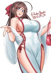 1girl absurdres ahoge bag breasts brown_hair china_dress chinese_clothes commentary cowboy_shot dated dress english_commentary fur_shawl half_updo handbag highres kantai_collection katou_shinobu large_breasts long_hair mamiya_(kancolle) mandarin_collar one-hour_drawing_challenge red_eyes shawl side-tie_dress simple_background smile solo twitter_username white_background white_shawl