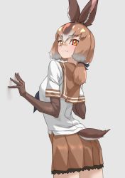 Rule 34 | 1girl, :3, absurdres, animal ears, brown gloves, brown hair, brown skirt, commentary request, cowboy shot, elbow gloves, gloves, grey background, hair tie, highres, japanese hare (kemono friends), kemono friends, looking at viewer, looking back, orange eyes, pleated skirt, rabbit ears, rabbit girl, rabbit tail, sailor collar, school uniform, serafuku, shirt, short hair, sidelocks, simple background, skirt, solo, tail, tanabe (fueisei), white shirt