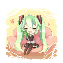 Rule 34 | 1girl, :3, ahoge, blush, brown thighhighs, chibi, couch, detached sleeves, closed eyes, female focus, green hair, hair ribbon, happy, hatsune miku, heart, highres, long hair, necktie, hugging object, open mouth, ribbon, shirt, sitting, skirt, smile, solo, spring onion, thighhighs, twintails, upskirt, vocaloid, white background, yuya (night lily)