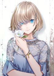 Rule 34 | 1girl, against wall, blonde hair, blue eyes, bob cut, bracelet, breasts, dabadhi, flower, hair ornament, hair over one eye, hairclip, highres, holding, holding flower, jewelry, lace, looking at viewer, medium breasts, original, petals, short hair, smile, solo, sparkle, upper body, white flower, white petals