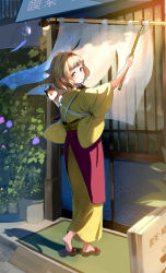 Rule 34 | 1girl, ahoge, animal, animal on shoulder, apron, architecture, arm up, blonde hair, blunt bangs, blush, calico, cat, cat on shoulder, commentary request, east asian architecture, eyelashes, from behind, full body, heel up, heterochromia, highres, holding, japanese clothes, kimono, leaf, looking at viewer, looking back, medium hair, obi, original, outdoors, print kimono, purple eyes, red apron, sandals, sash, shadow, sidelocks, sign, soles, standing, storefront, swept bangs, toes, wide sleeves, yellow eyes, yellow kimono, yukimaru nun