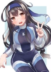Rule 34 | 1girl, absurdres, black hair, black wetsuit, blue background, blue headband, blush, bodysuit, brown eyes, diving suit, hatsushimo (kancolle), hatsushimo kai ni (kancolle), headband, highres, kantai collection, long hair, looking at viewer, low-tied long hair, open mouth, shirasumato, sitting, smile, solo, two-tone background, v, wetsuit, white background