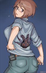 Rule 34 | 00s, 1girl, ass, bespectacled, blush, breasts, brown eyes, brown hair, casual, coconut crab, crab, crustacean, denim, glasses, jeans, large breasts, looking back, aged up, pants, rozen maiden, short hair, sleeves rolled up, solo, souseiseki, surprised, tsuda nanafushi